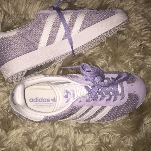 Women’s Adidas Lilac Size 6.5 - Picture 2 of 6